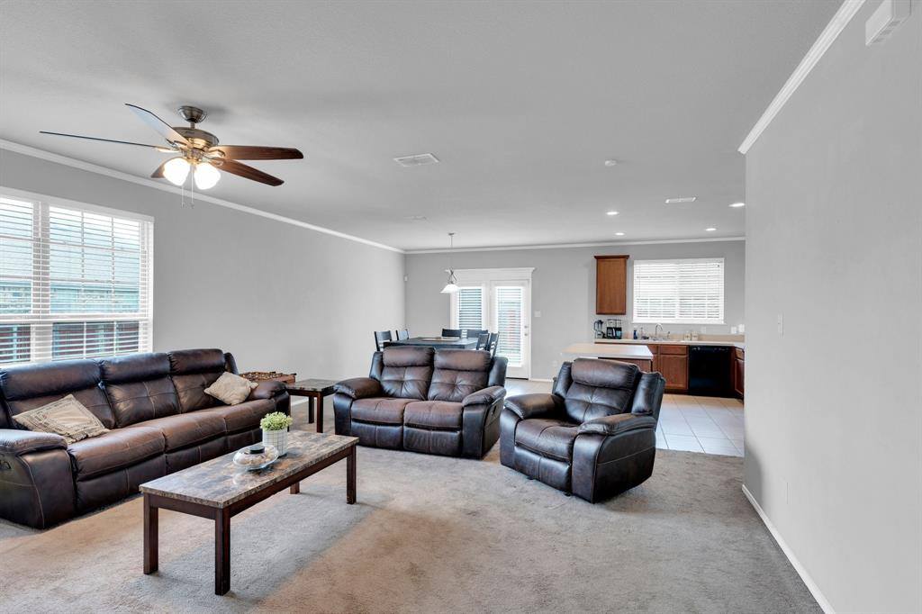 205 Bay Street, Waxahachie, TX 75165