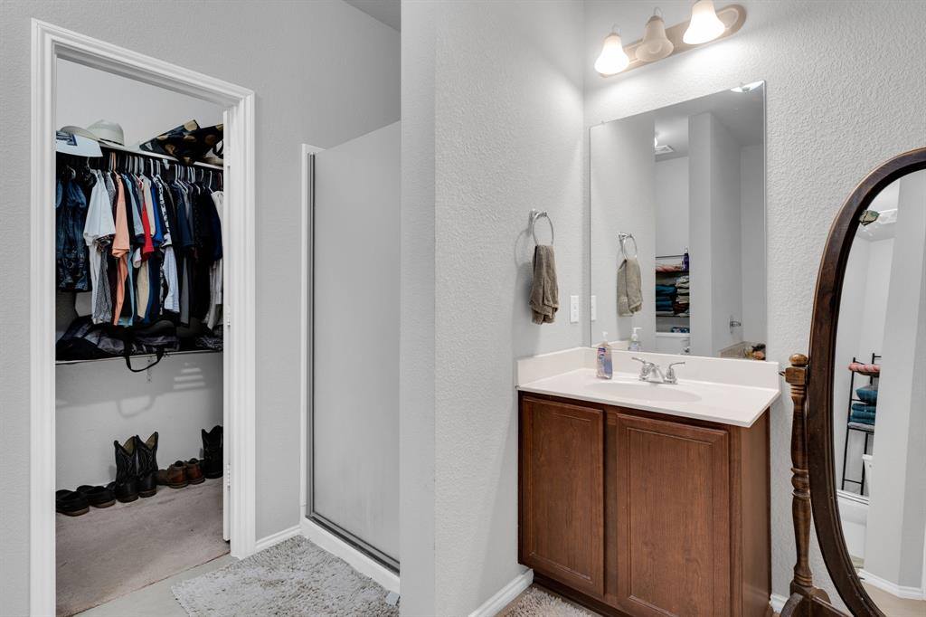 205 Bay Street, Waxahachie, TX 75165