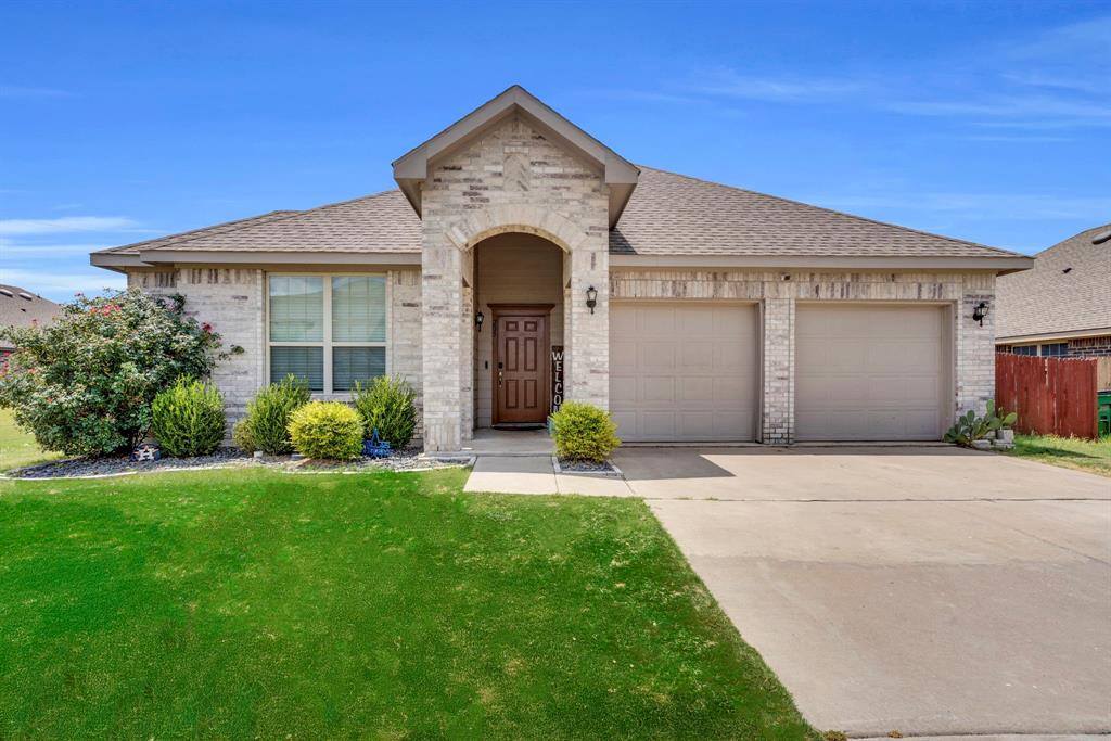 205 Bay Street, Waxahachie, TX 75165