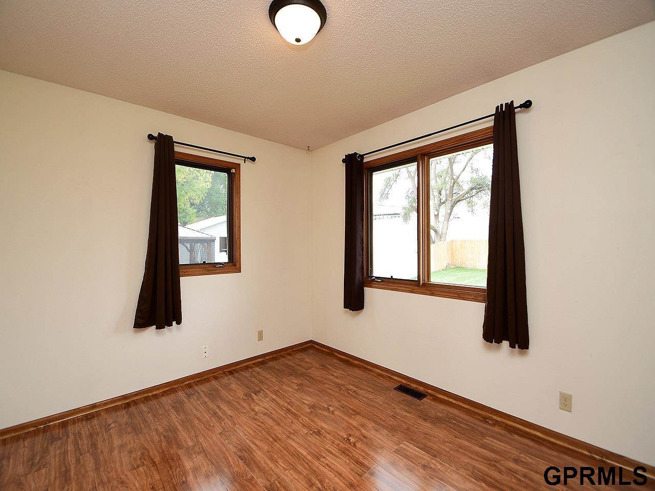 1520 Dodge Street, Lincoln, NE 68521