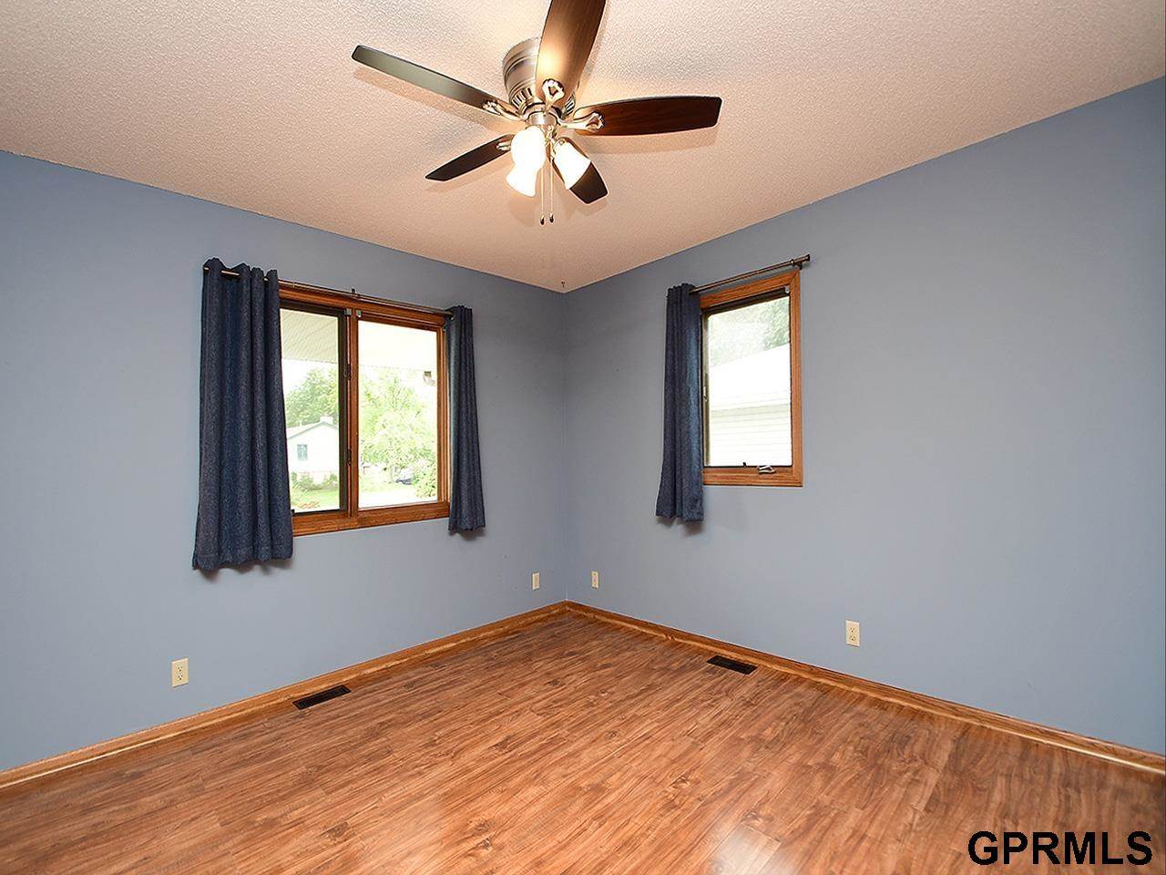 1520 Dodge Street, Lincoln, NE 68521