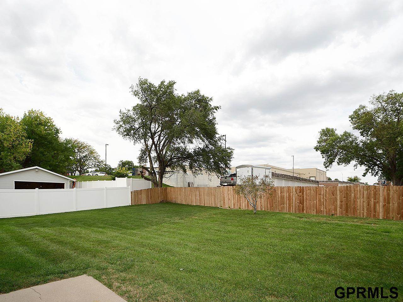 1520 Dodge Street, Lincoln, NE 68521