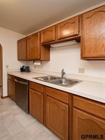 1520 Dodge Street, Lincoln, NE 68521