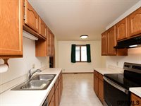 1520 Dodge Street, Lincoln, NE 68521