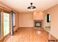 1520 Dodge Street, Lincoln, NE 68521