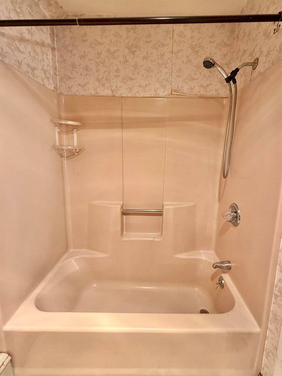 15 Erin Way, Carmel, ME 04419