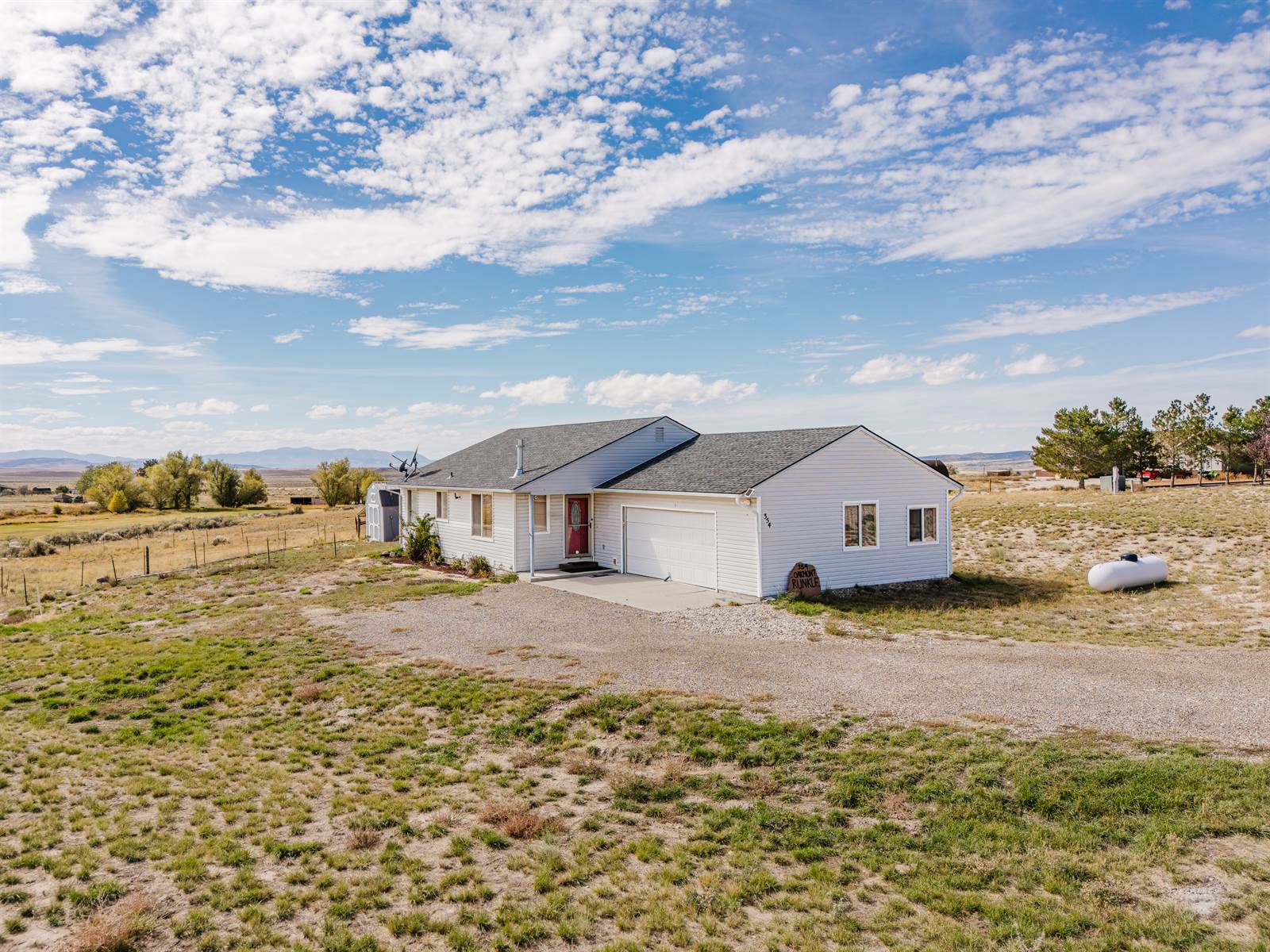 354 Oakmont Plz, Spring Creek, NV 89815