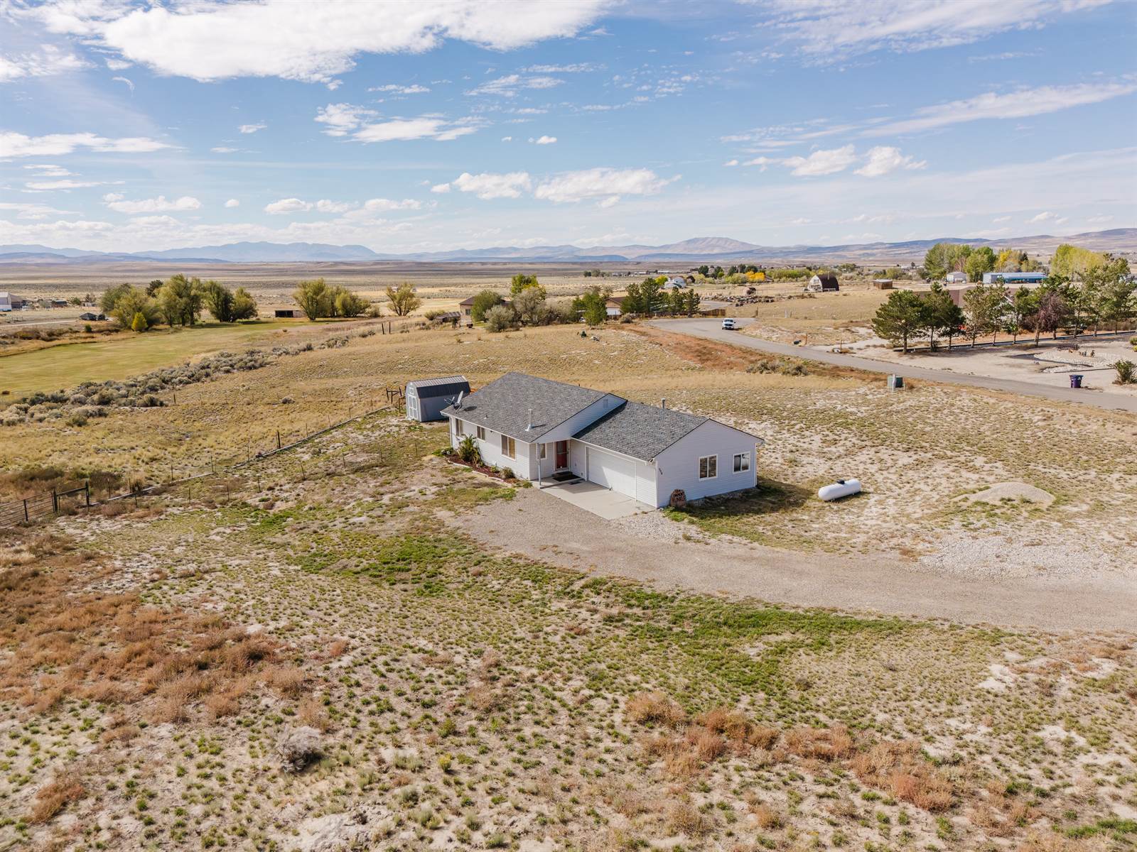 354 Oakmont Plz, Spring Creek, NV 89815