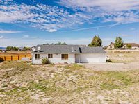 354 Oakmont Plz, Spring Creek, NV 89815