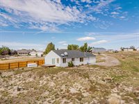 354 Oakmont Plz, Spring Creek, NV 89815