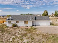 354 Oakmont Plz, Spring Creek, NV 89815