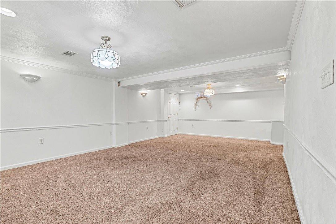 115 Rambler Drive, Buffalo Township, PA 16055