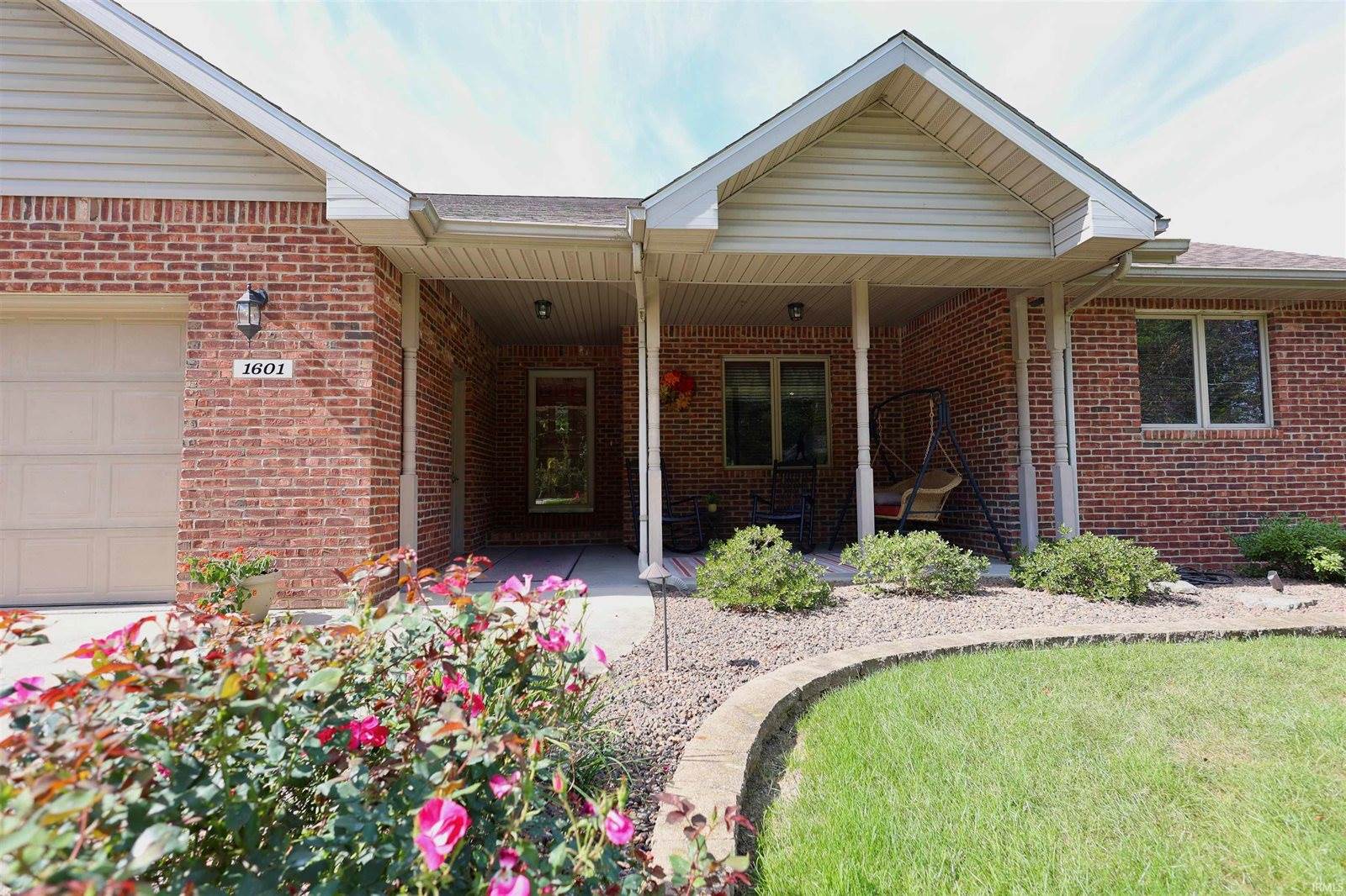 1601 N 650 East, Selma, IN 47383