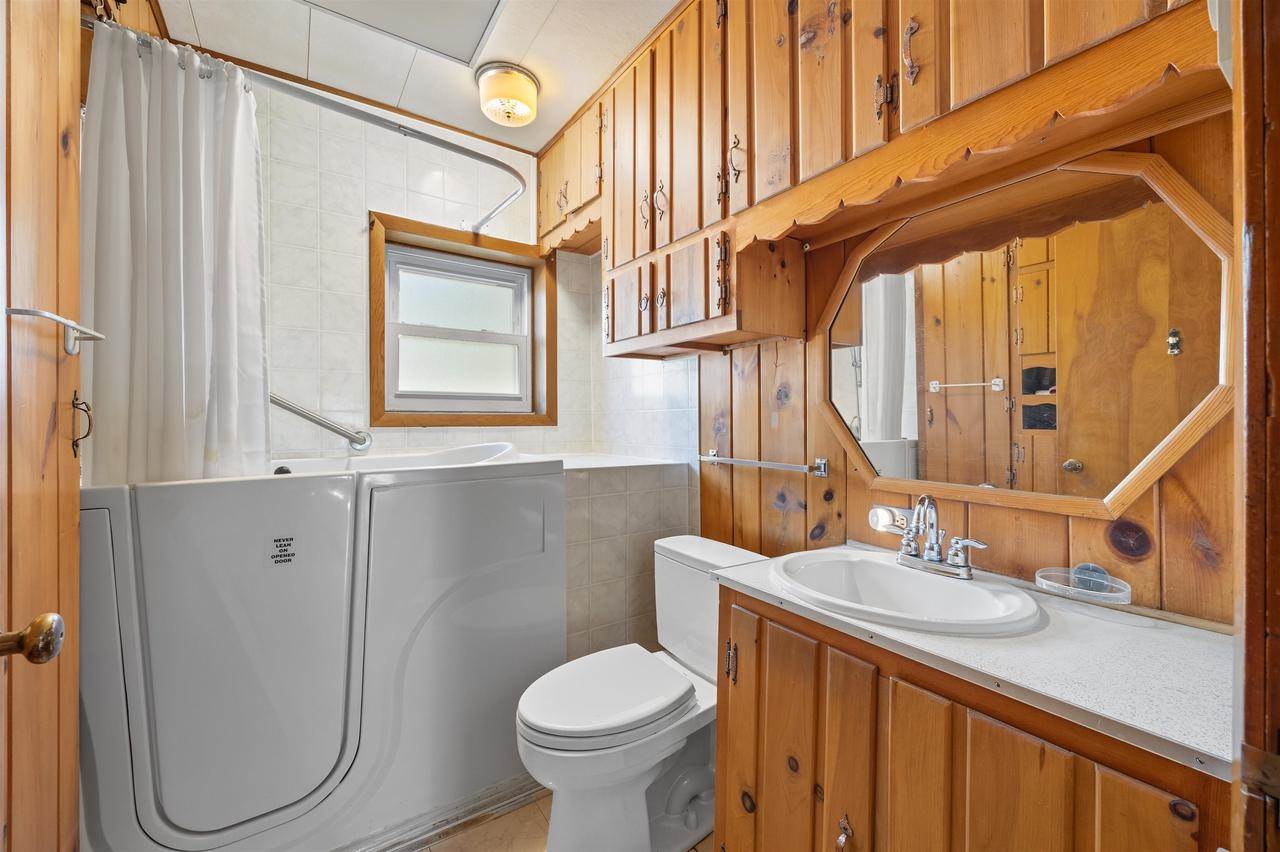 2526 Minnesota Avenue, Stevens Point, WI 54481