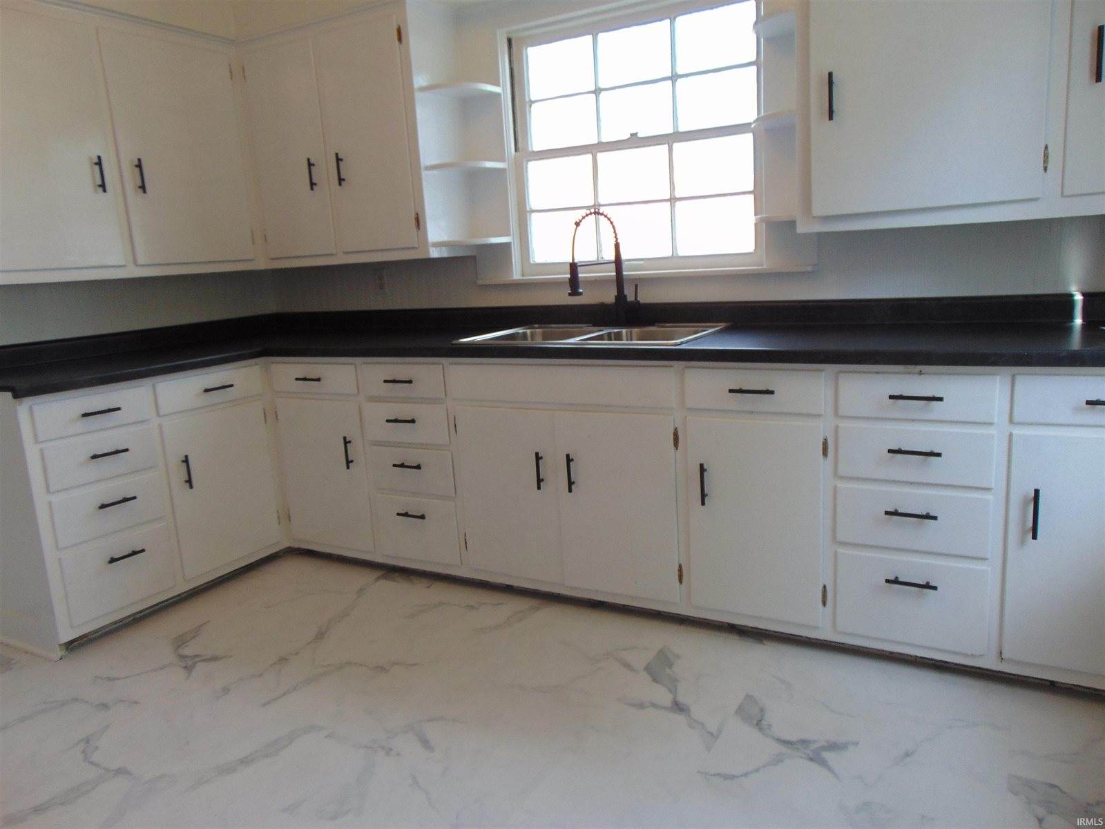 1501 S Biltmore Avenue, Muncie, IN 47302