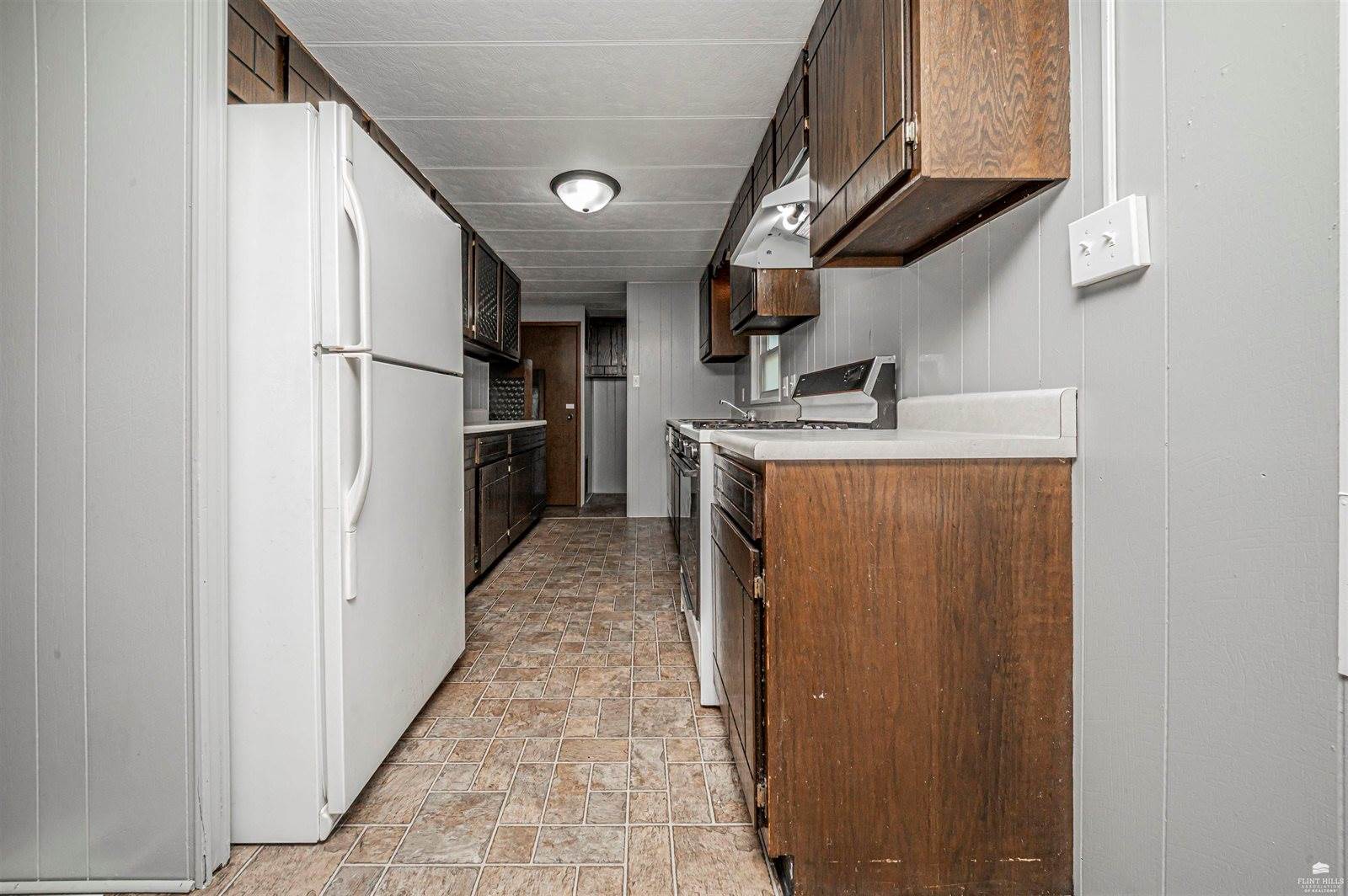 522 West 2nd Street, Junction City, KS 66441