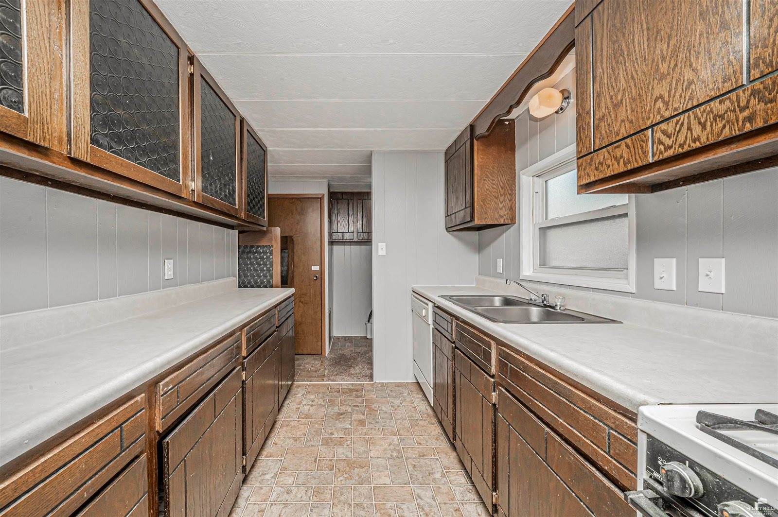 522 West 2nd Street, Junction City, KS 66441