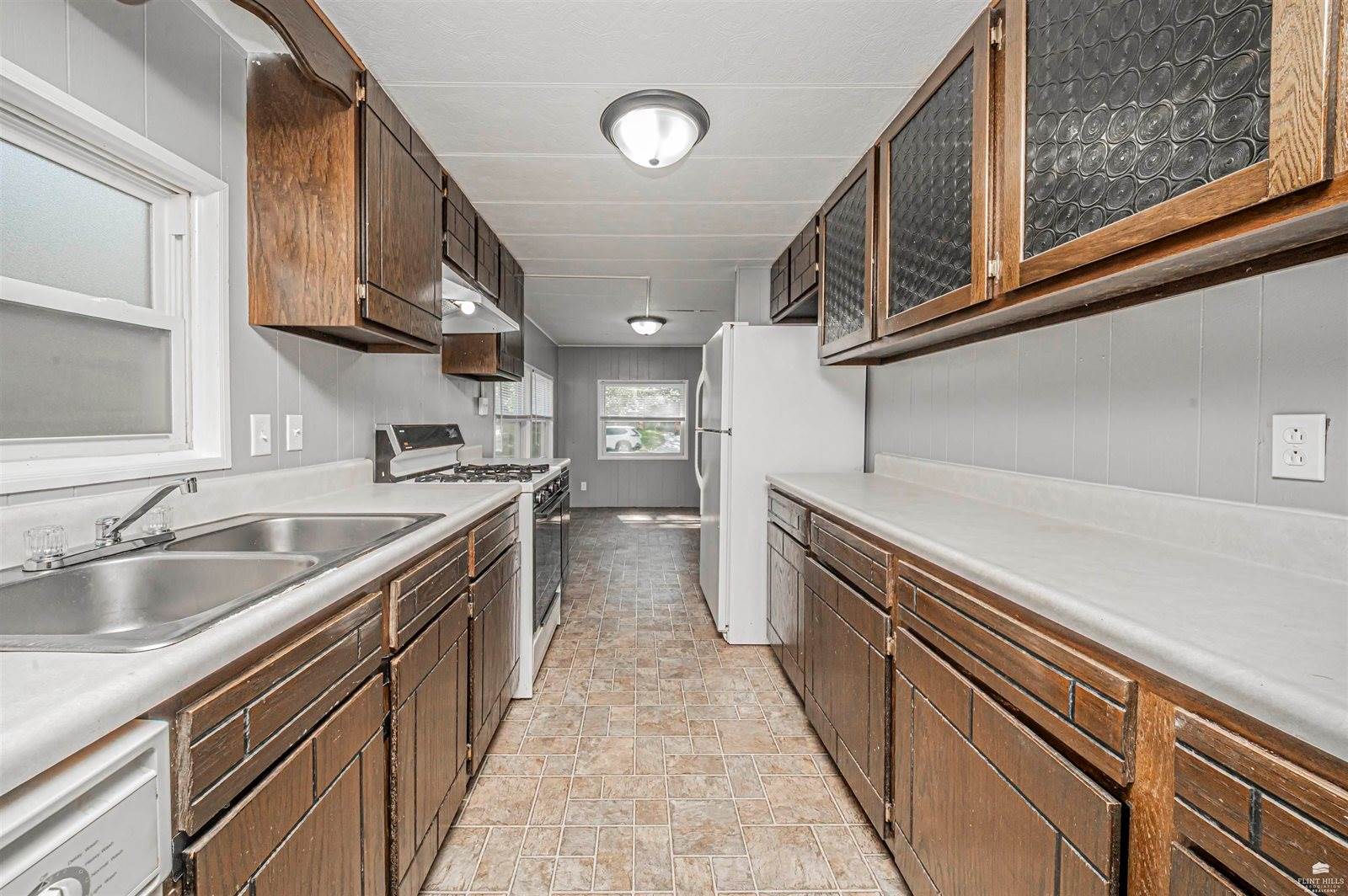 522 West 2nd Street, Junction City, KS 66441