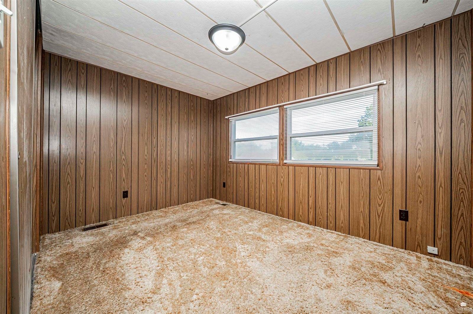 522 West 2nd Street, Junction City, KS 66441