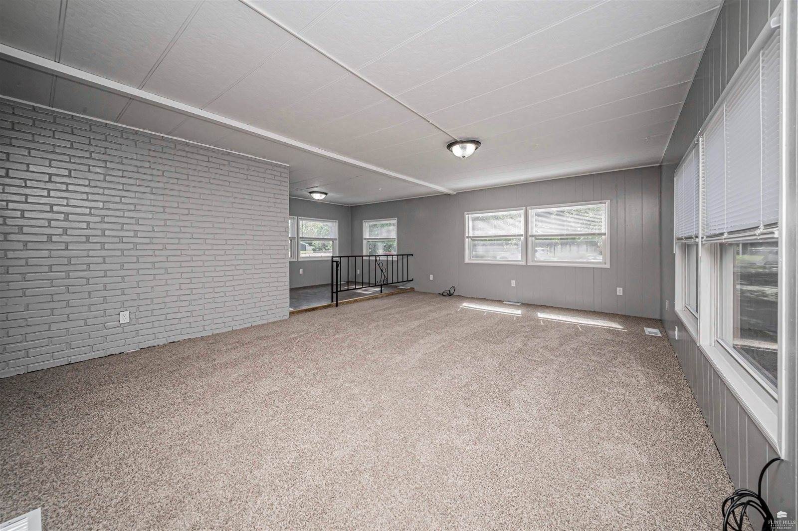 522 West 2nd Street, Junction City, KS 66441