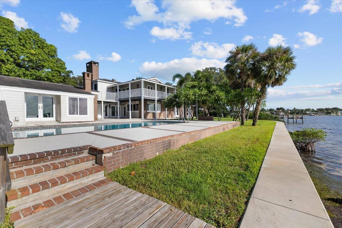 6620 Colony Drive South, Saint Petersburg, FL 33705