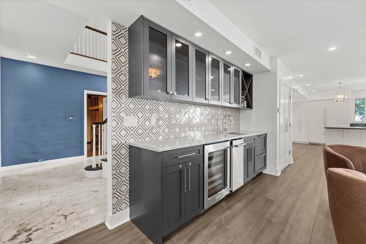 6620 Colony Drive South, Saint Petersburg, FL 33705