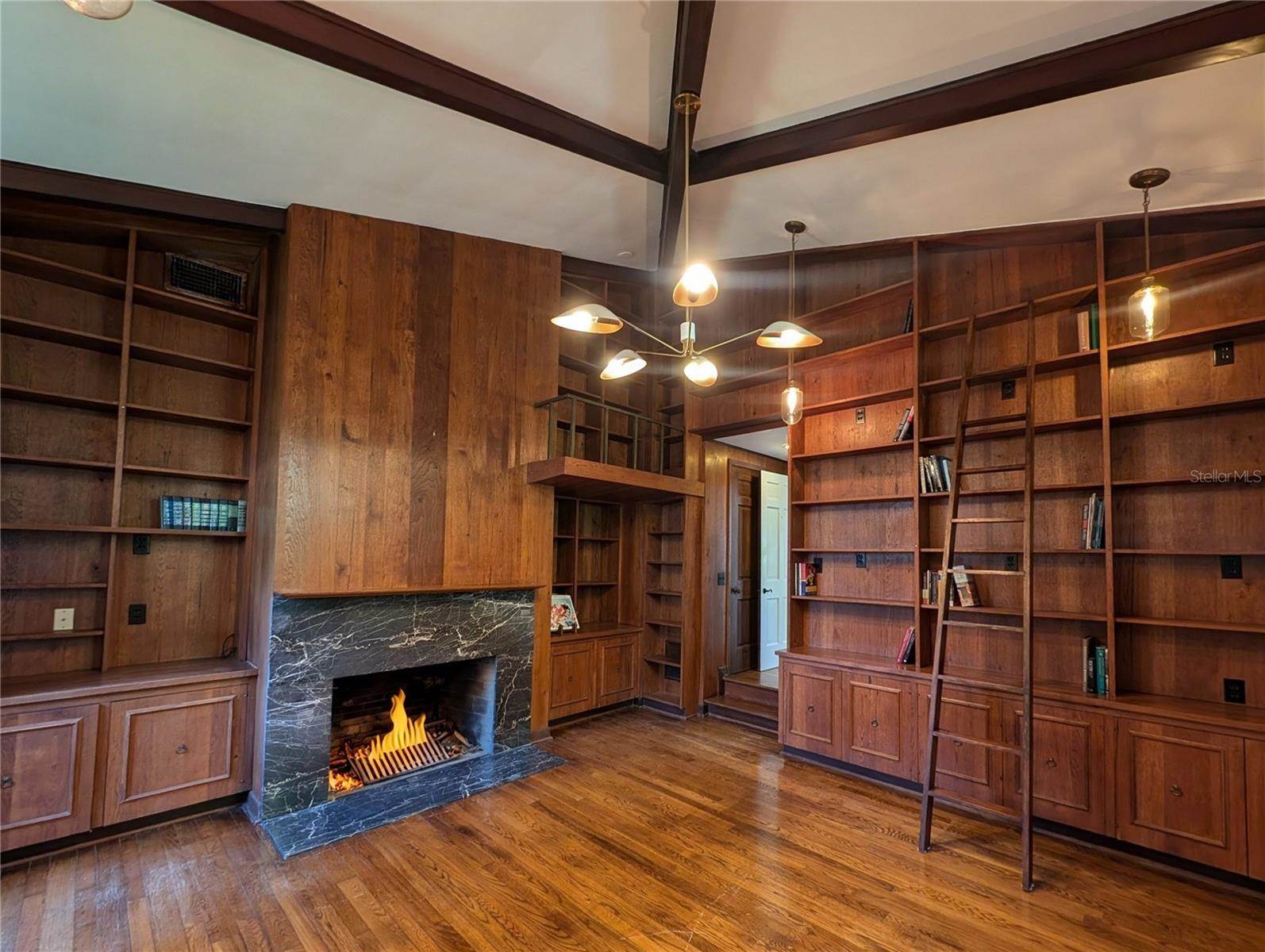 6620 Colony Drive South, Saint Petersburg, FL 33705