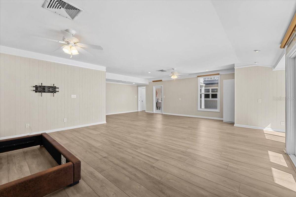 6620 Colony Drive South, Saint Petersburg, FL 33705