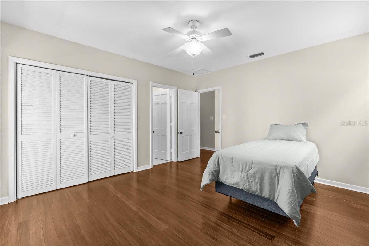 6620 Colony Drive South, Saint Petersburg, FL 33705