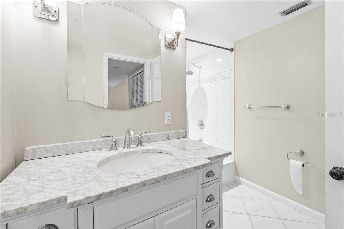 6620 Colony Drive South, Saint Petersburg, FL 33705