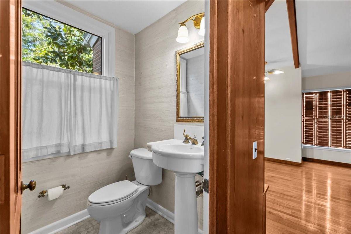 6620 Colony Drive South, Saint Petersburg, FL 33705