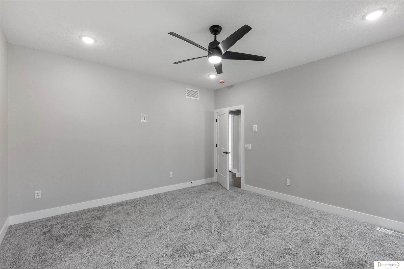 1325 Fairway Circle, Ashland, NE 68003