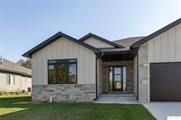 1325 Fairway Circle, Ashland, NE 68003