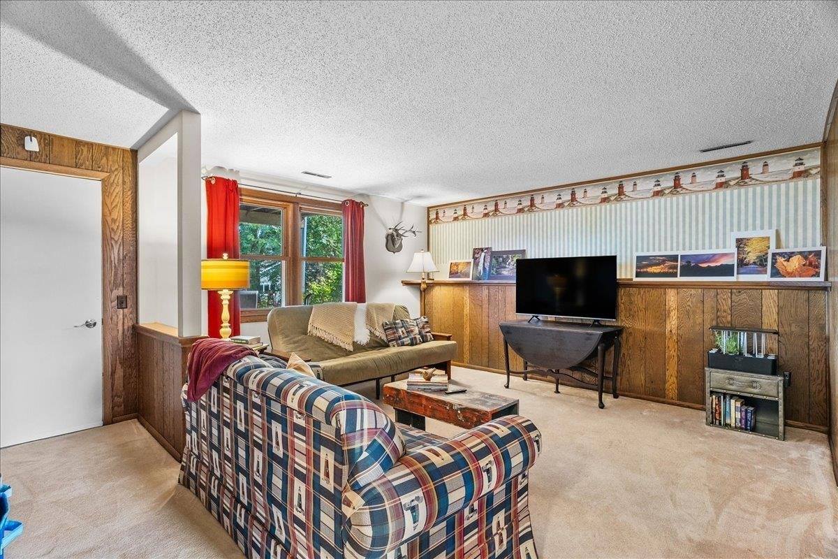 1607 S Lincoln Avenue, Marshfield, WI 54449