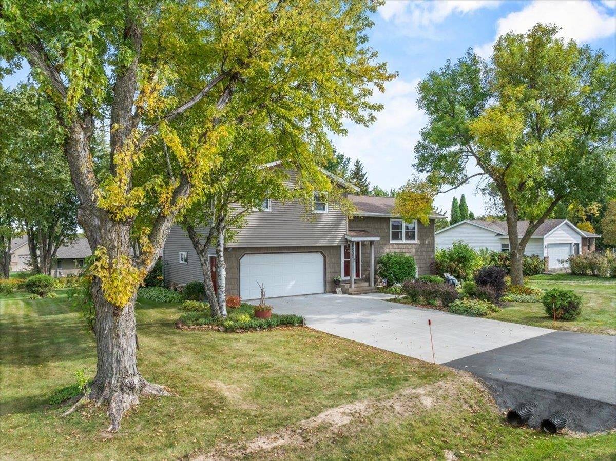 1607 S Lincoln Avenue, Marshfield, WI 54449