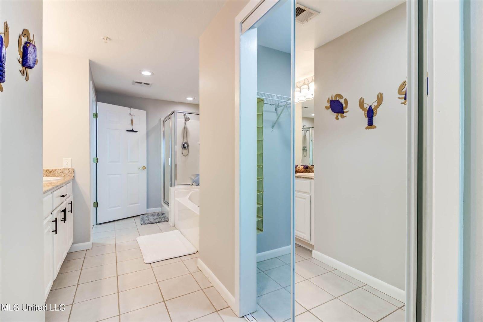 2230 Beach Drive, Gulfport, MS 39507