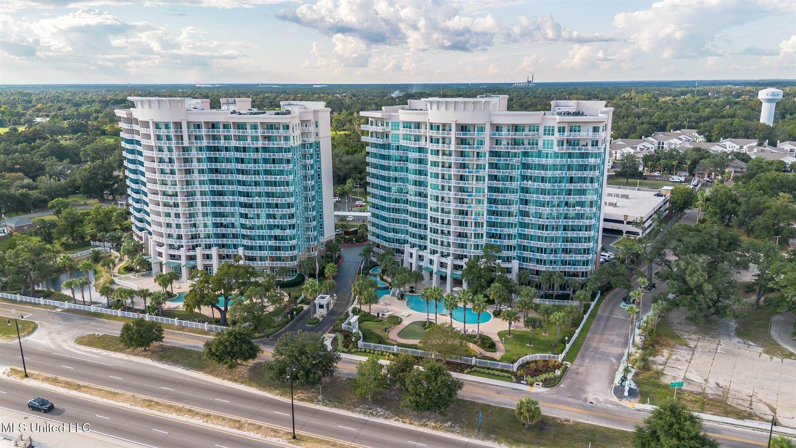 2230 Beach Drive, Gulfport, MS 39507