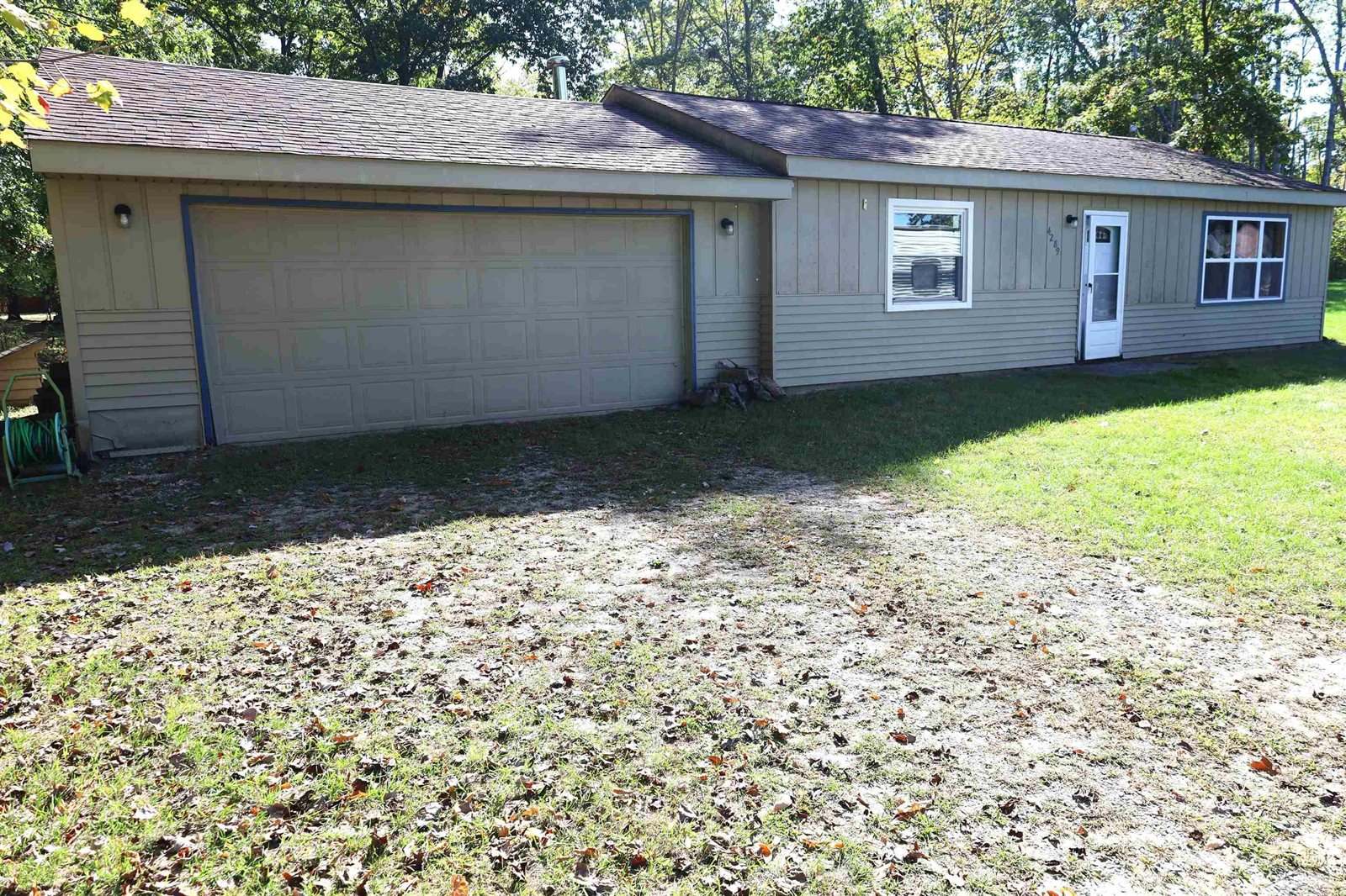 4289 Chappel Drive, Gladwin, MI 48624