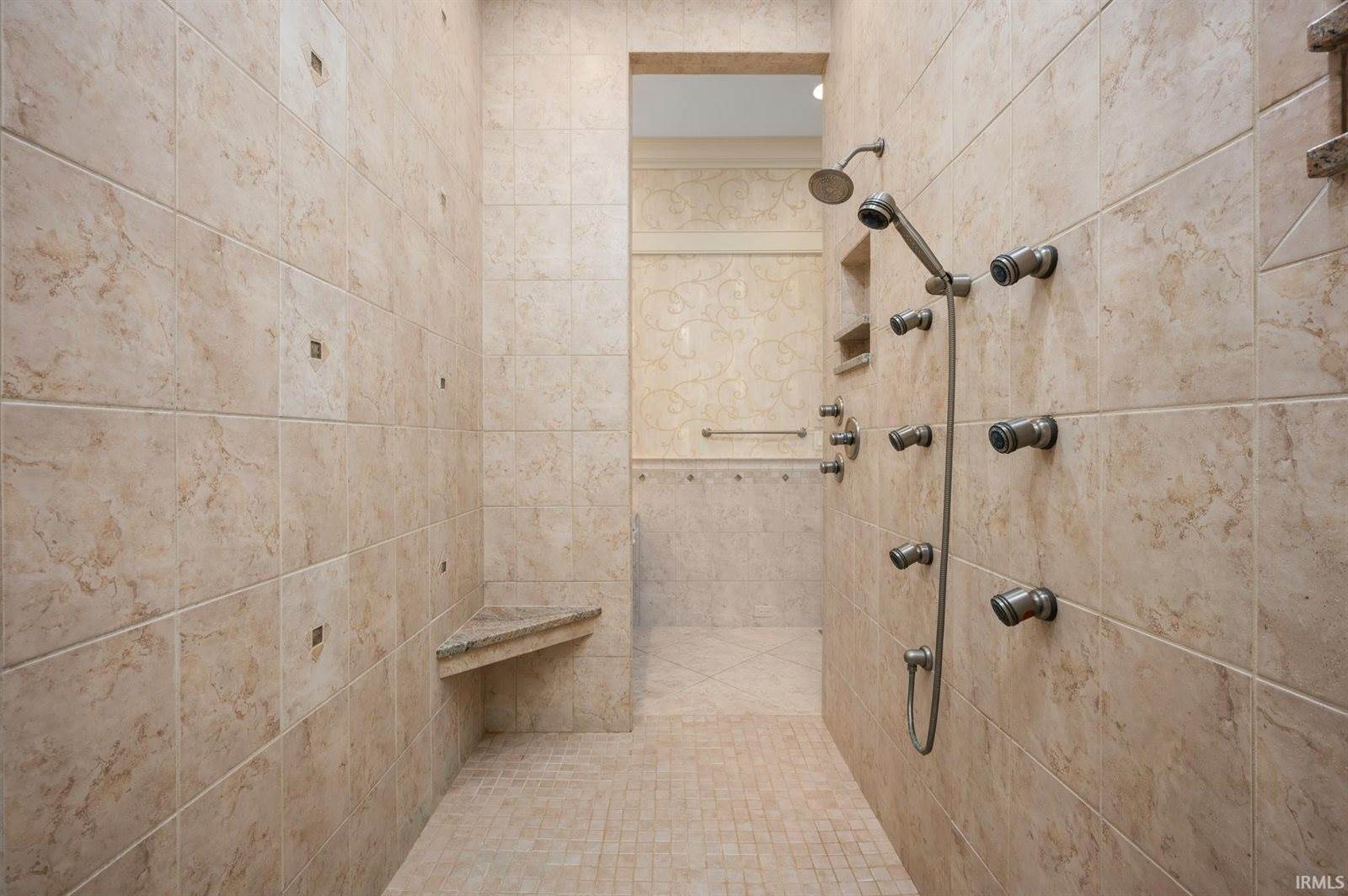 1408 N Regency Parkway, Muncie, IN 47304