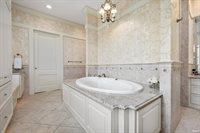 1408 N Regency Parkway, Muncie, IN 47304