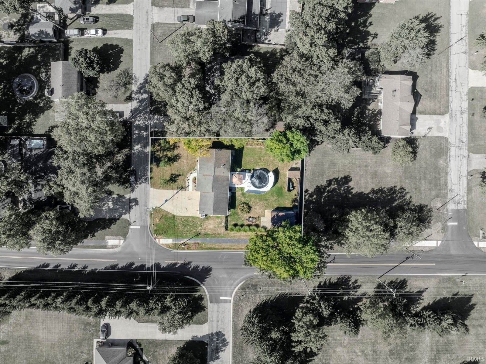 8100 W Lonebeech Drive, Muncie, IN 47304