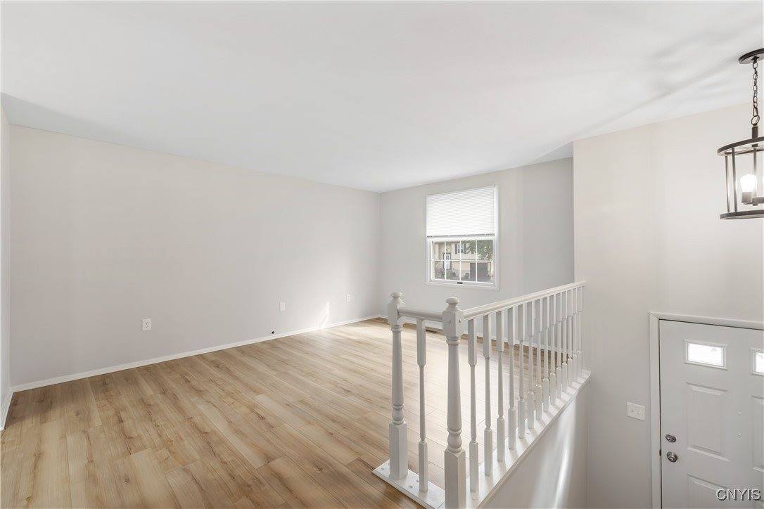 8137 Mesa Lane, Clay, NY 13090