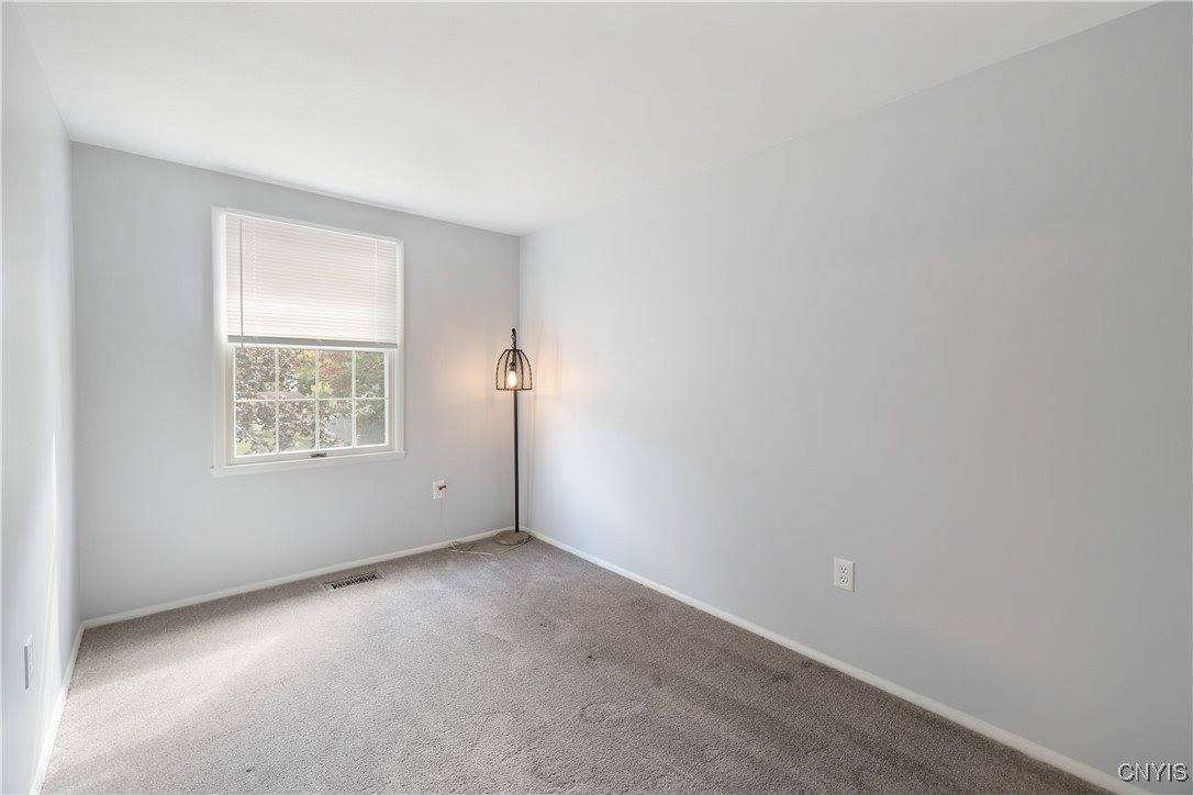 8137 Mesa Lane, Clay, NY 13090