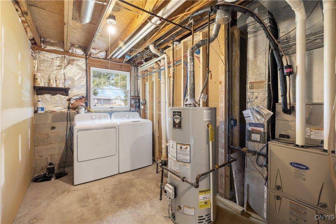 8137 Mesa Lane, Clay, NY 13090