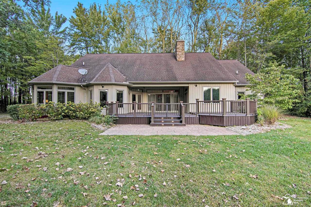 12855 W Albain Road, Petersburg, MI 49270