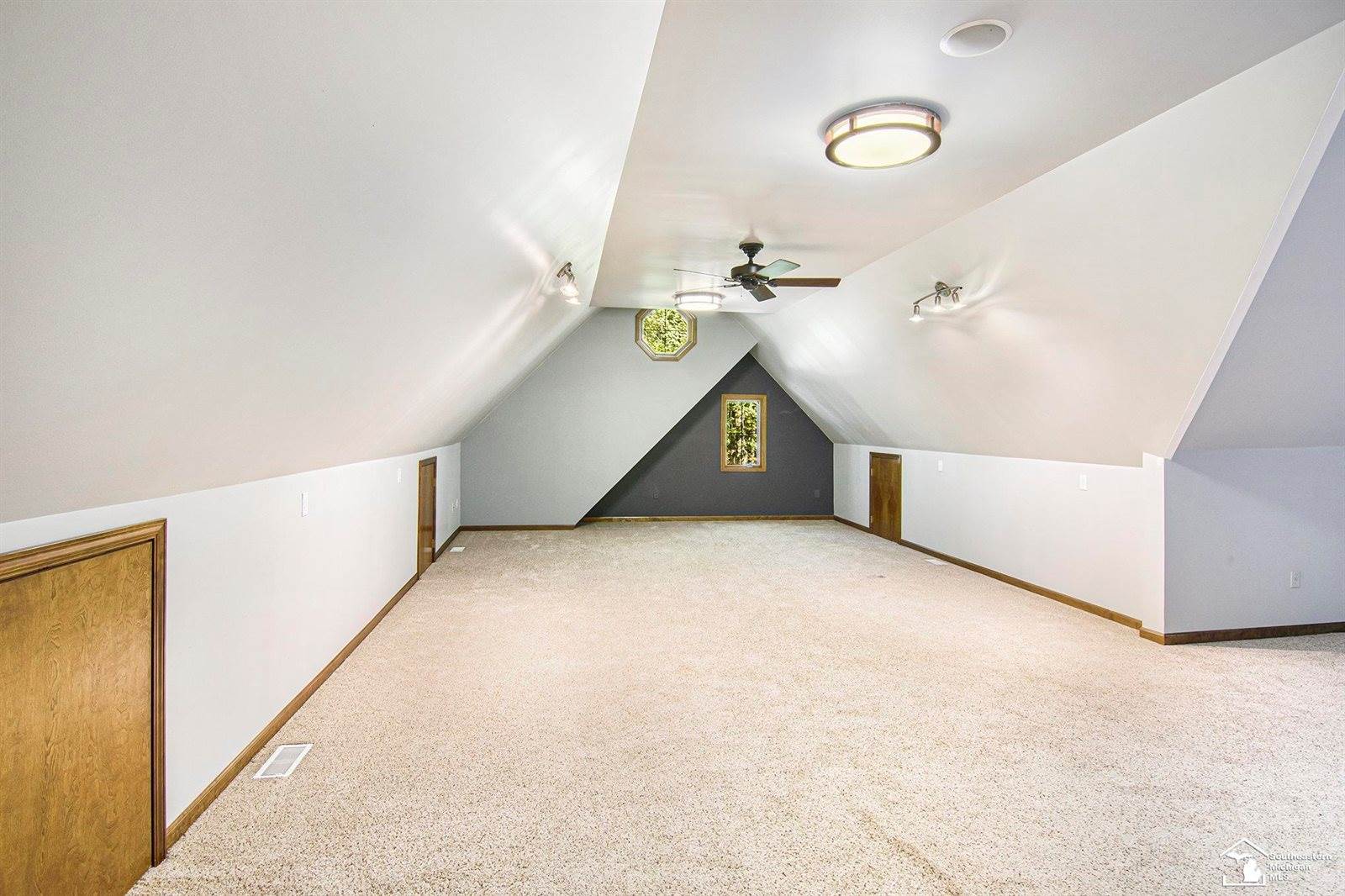 12855 W Albain Road, Petersburg, MI 49270