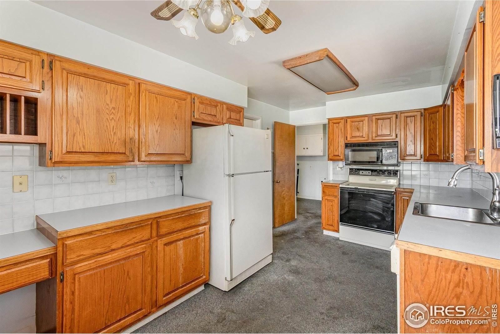 1811 14th St Rd, Greeley, CO 80631