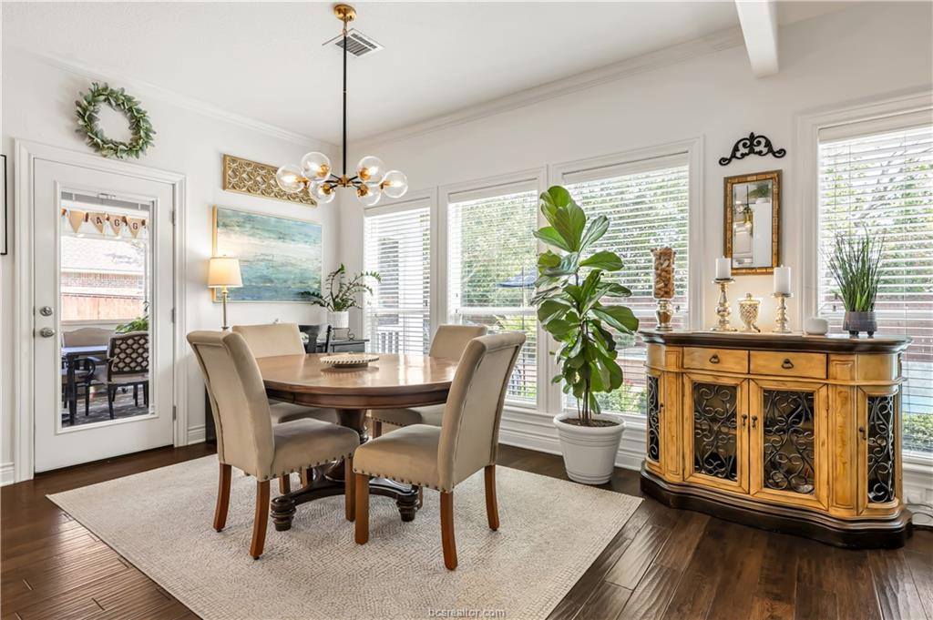 1010 Sanctuary Court, College Station, TX 77840