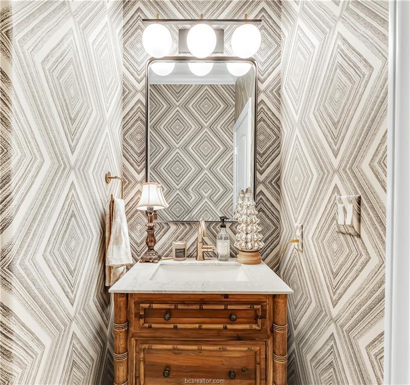 1010 Sanctuary Court, College Station, TX 77840