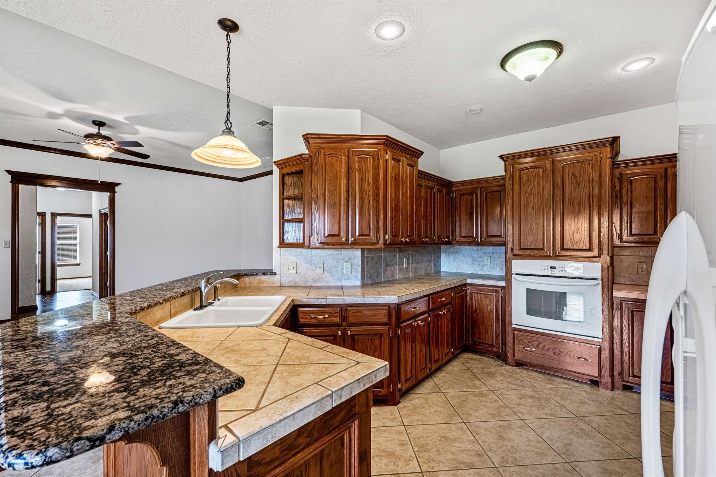 1510 SW 70th St, Lawton, OK 73505